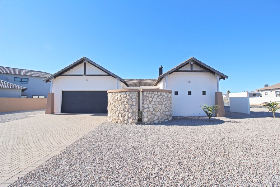 3 Bedroom Property for Sale in Country Club Western Cape